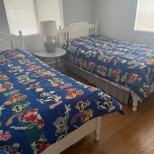 Looney Tunes Vintage 90s Twin Comforter Sports Reversible bedding